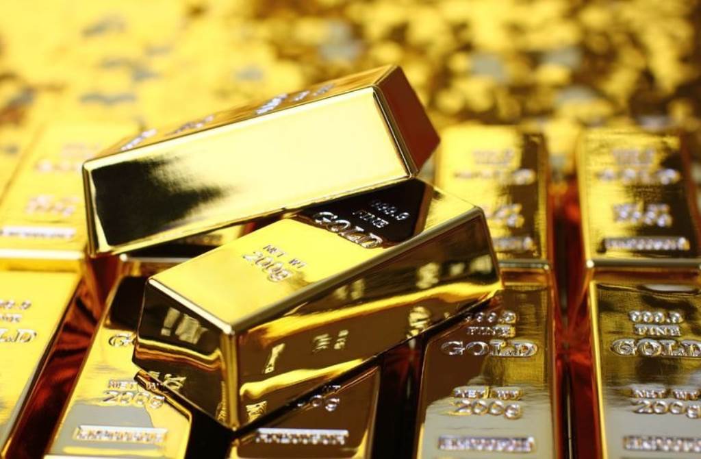 Gold prices surge on USIran tensions